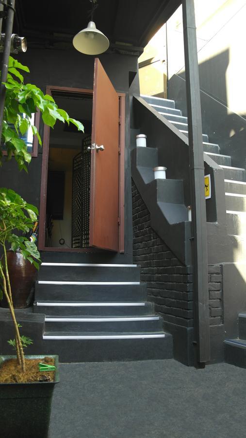 Fnstay Muslim Friendly Guesthouse Сеул Екстер'єр фото